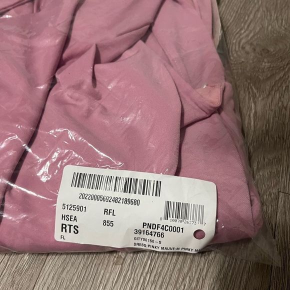 Katie May Raising the bar Dress Pink Mauve Size Medium NWT - Picture 4 of 5